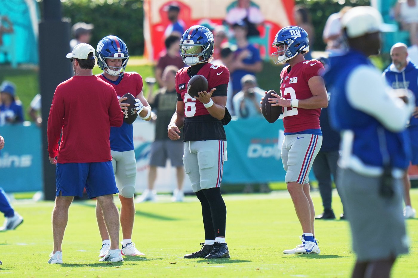 Giants pass rush dominates Dolphins as tempers flare throughout joint practice | iNFOnews.ca Giants pass rush dominates Dolphins as tempers flare throughout joint practice | iNFOnews.ca