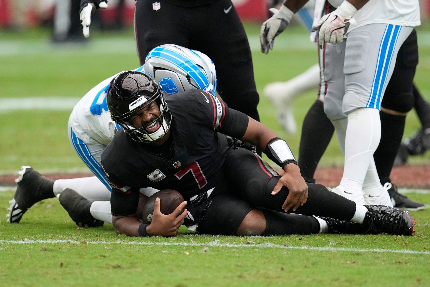Cardinals end bizarre week by trading Harrison, getting thumped by Lions | iNFOnews.ca