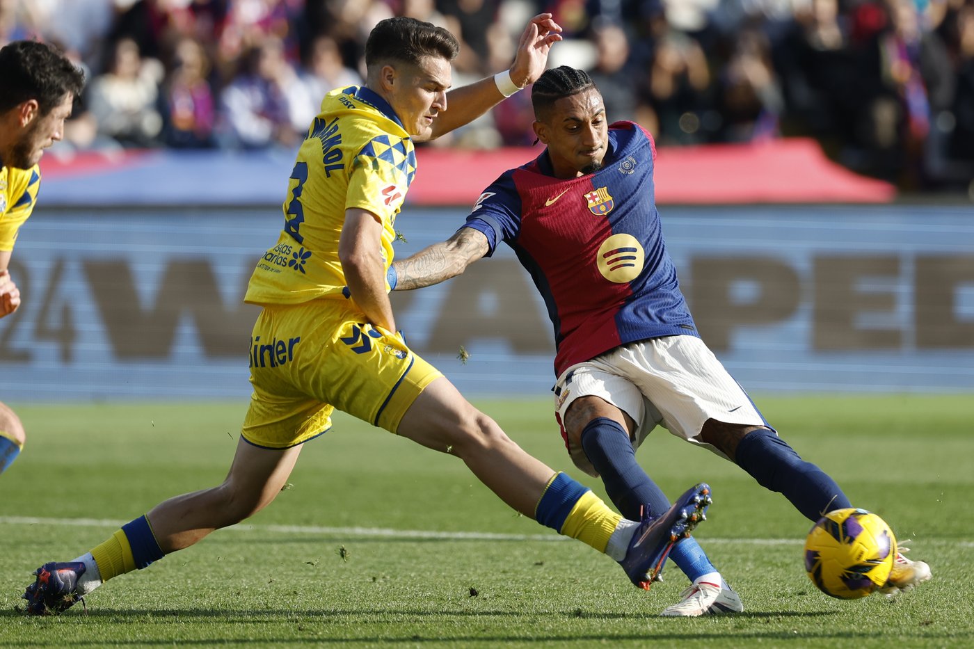 Barcelona loses at home for the first time this season | iNFOnews.ca