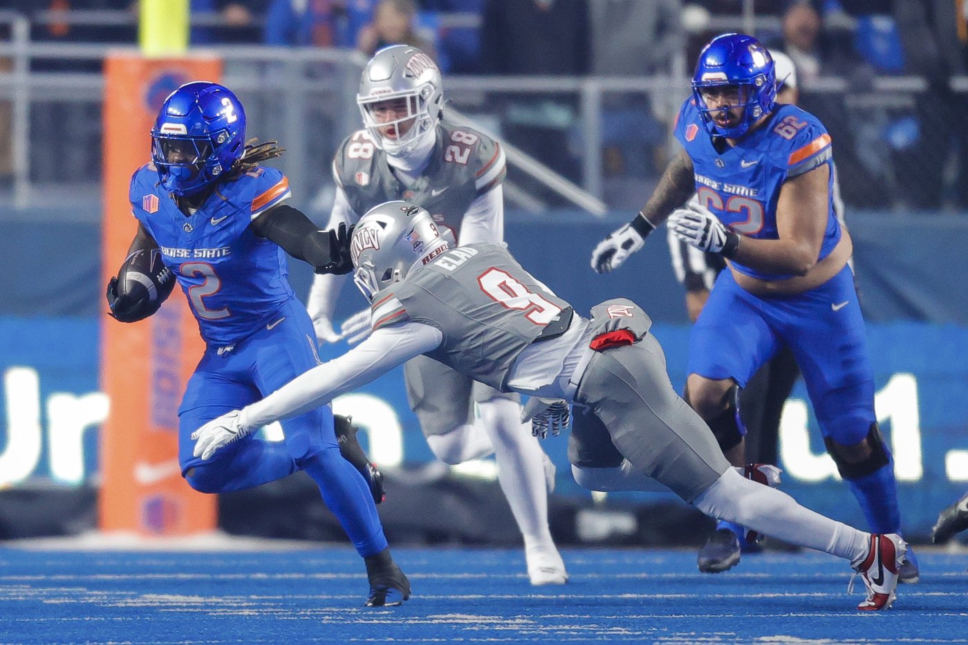 Ashton Jeanty lets his play do the talking for CFP-bound Boise State | iNFOnews.ca