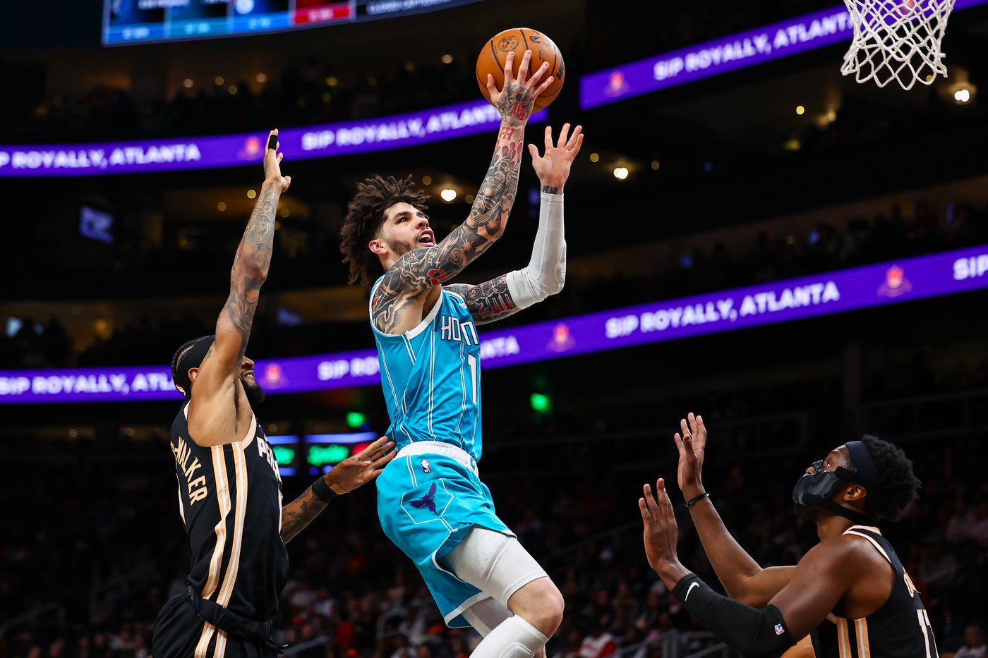 Bridges stars as the Hornets beat the Hawks 126-119 for their 9th straight win | iNFOnews.ca