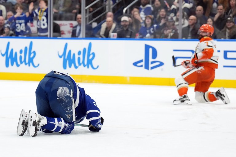Leafs forward Auston Matthews will miss rest of the NHL season due to knee injury | iNFOnews.ca