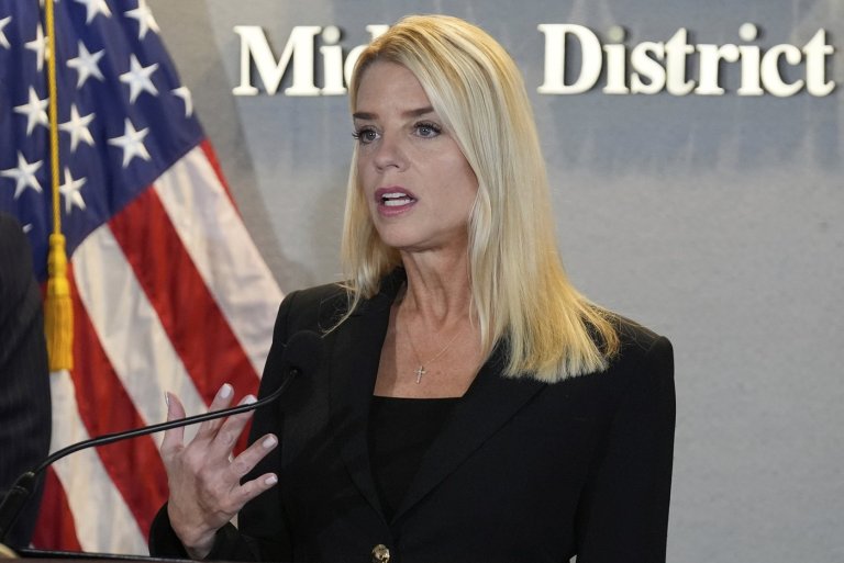 Bondi says human trafficking across the border with Canada is getting worse | iNFOnews.ca