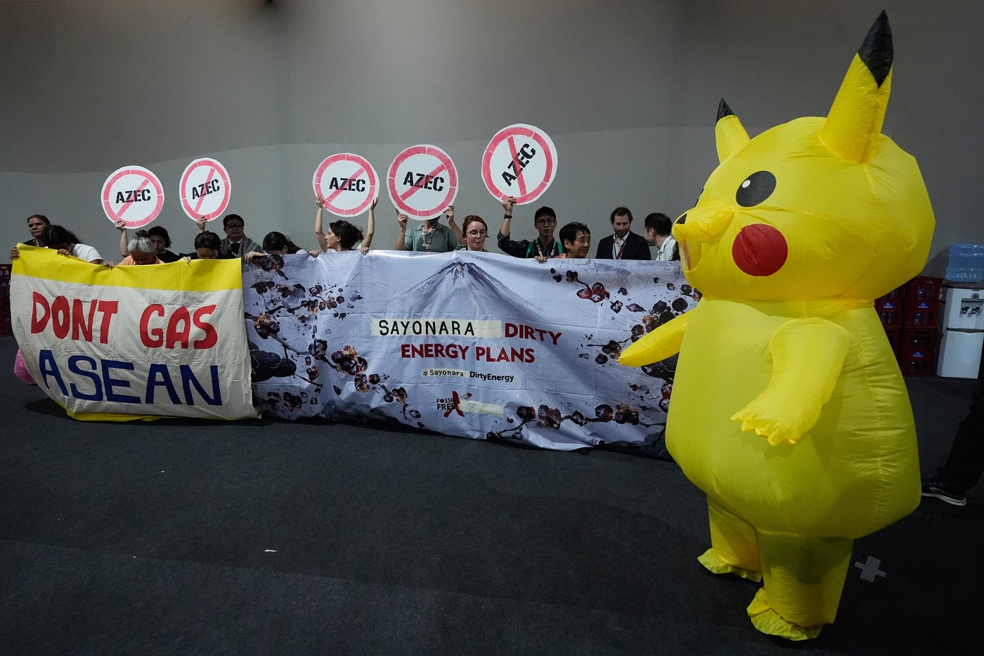 Protesters in Pikachu costumes demand Japan end fossil fuel financing at UN climate conference | iNFOnews.ca Protesters in Pikachu costumes demand Japan end fossil fuel financing at UN climate conference | iNFOnews.ca