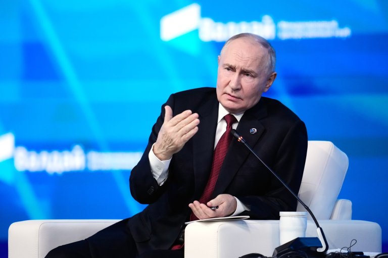 Putin says Russia will use 'all weapons' in its arsenal if any of its territory is attacked | iNFOnews.ca