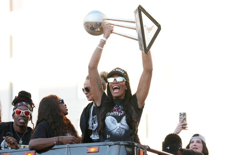 Adam Silver says he expects big raises for WNBA players in new CBA, and that they 'deserve it' | iNFOnews.ca
