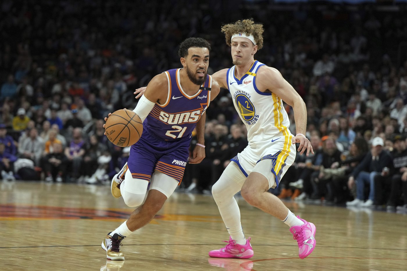 Devin Booker scores 27, Suns win 113-105 as Warriors lose their 4th straight game | iNFOnews.ca Devin Booker scores 27, Suns win 113-105 as Warriors lose their 4th straight game | iNFOnews.ca