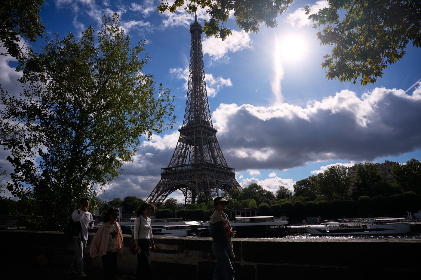Eiffel Tower reopens after strike over limits on women staff during Hindu delegation visit | iNFOnews.ca Eiffel Tower reopens after strike over limits on women staff during Hindu delegation visit | iNFOnews.ca