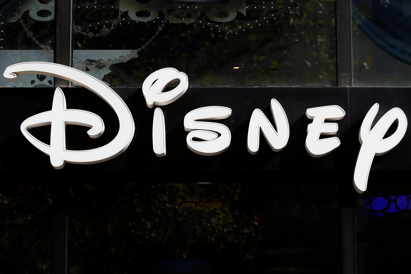 Disney invests $1B in OpenAI in deal to bring characters like Mickey Mouse to Sora AI video tool | iNFOnews.ca