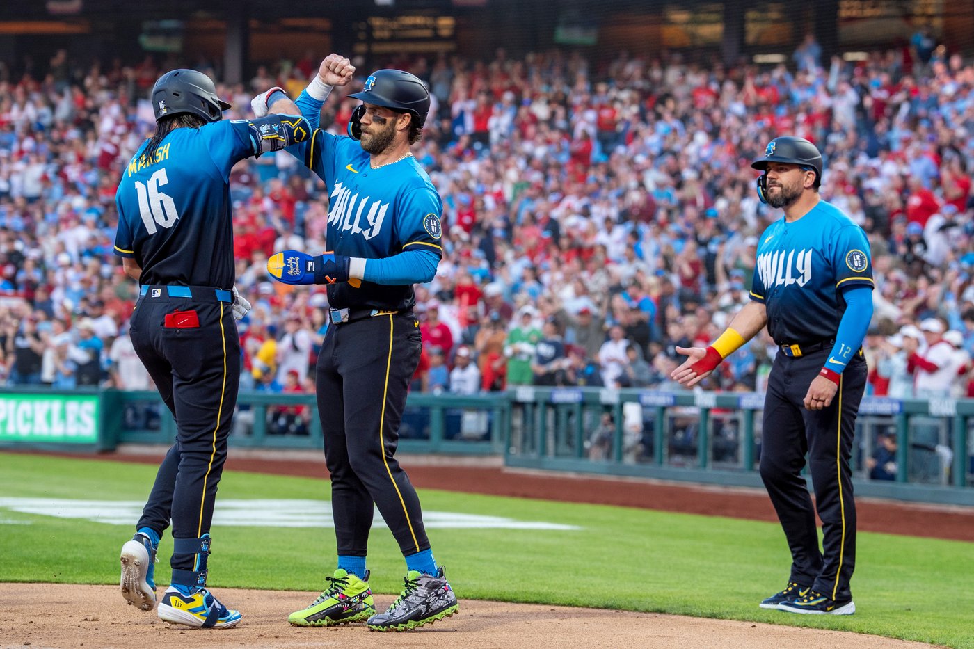 Soroka fans 10 as Sewald strands tying run, Diamondbacks edge Phillies 5-4 | iNFOnews.ca Soroka fans 10 as Sewald strands tying run, Diamondbacks edge Phillies 5-4 | iNFOnews.ca