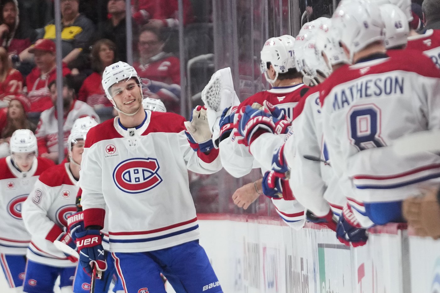 DeBrincat scores go-ahead goal and has two assists in Red Wings' 3-1 victory over Canadiens | iNFOnews.ca DeBrincat scores go-ahead goal and has two assists in Red Wings' 3-1 victory over Canadiens | iNFOnews.ca
