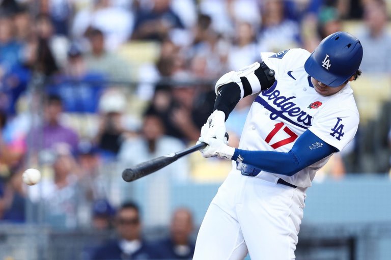 Freddie Freeman sparks a 4-run seventh as the Dodgers rally past the Rockies 5-3 | iNFOnews.ca