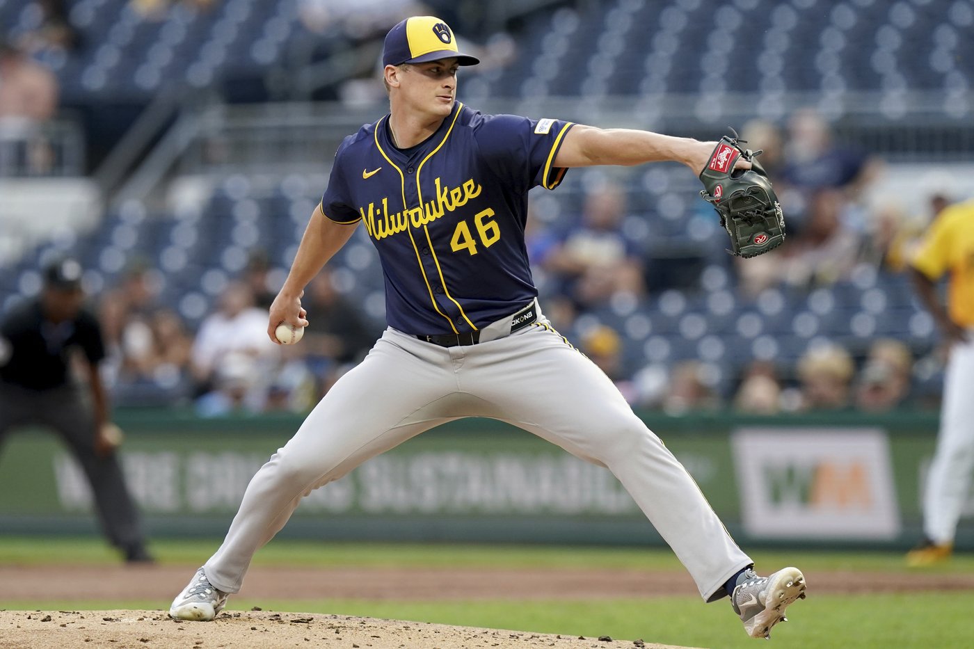 Priester sets franchise record as Brewers beat Pirates 5-2 | iNFOnews.ca Priester sets franchise record as Brewers beat Pirates 5-2 | iNFOnews.ca