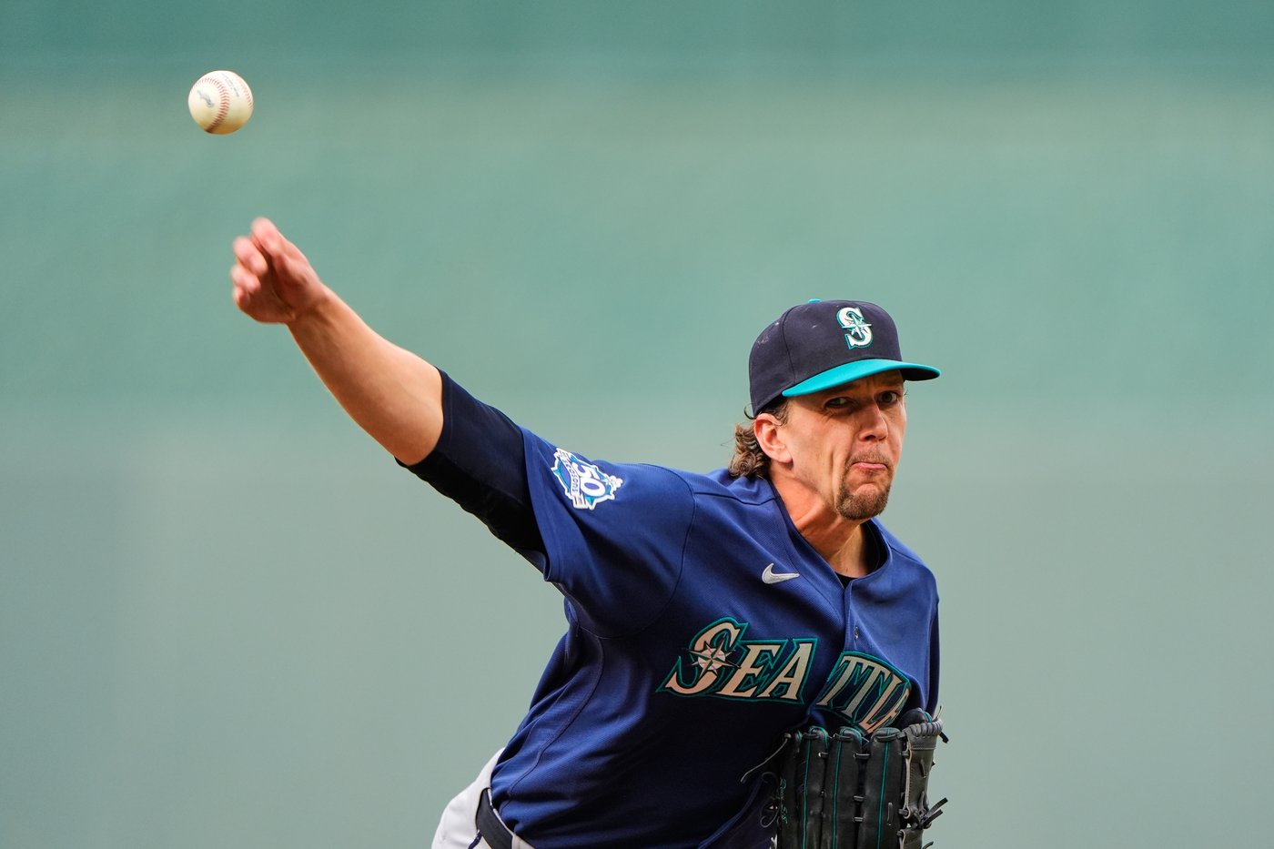 Mitch Garver's 2-run homer sends Mariners to 2-0 win over punchless Royals | iNFOnews.ca