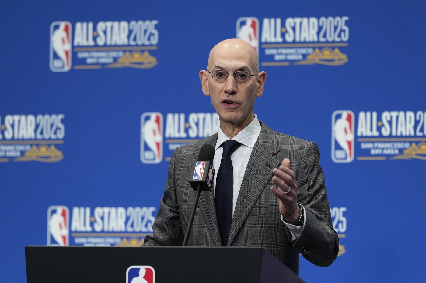 Adam Silver was surprised about the Doncic-Davis trade, urges angry Mavs fans to keep faith | iNFOnews.ca Adam Silver was surprised about the Doncic-Davis trade, urges angry Mavs fans to keep faith | iNFOnews.ca