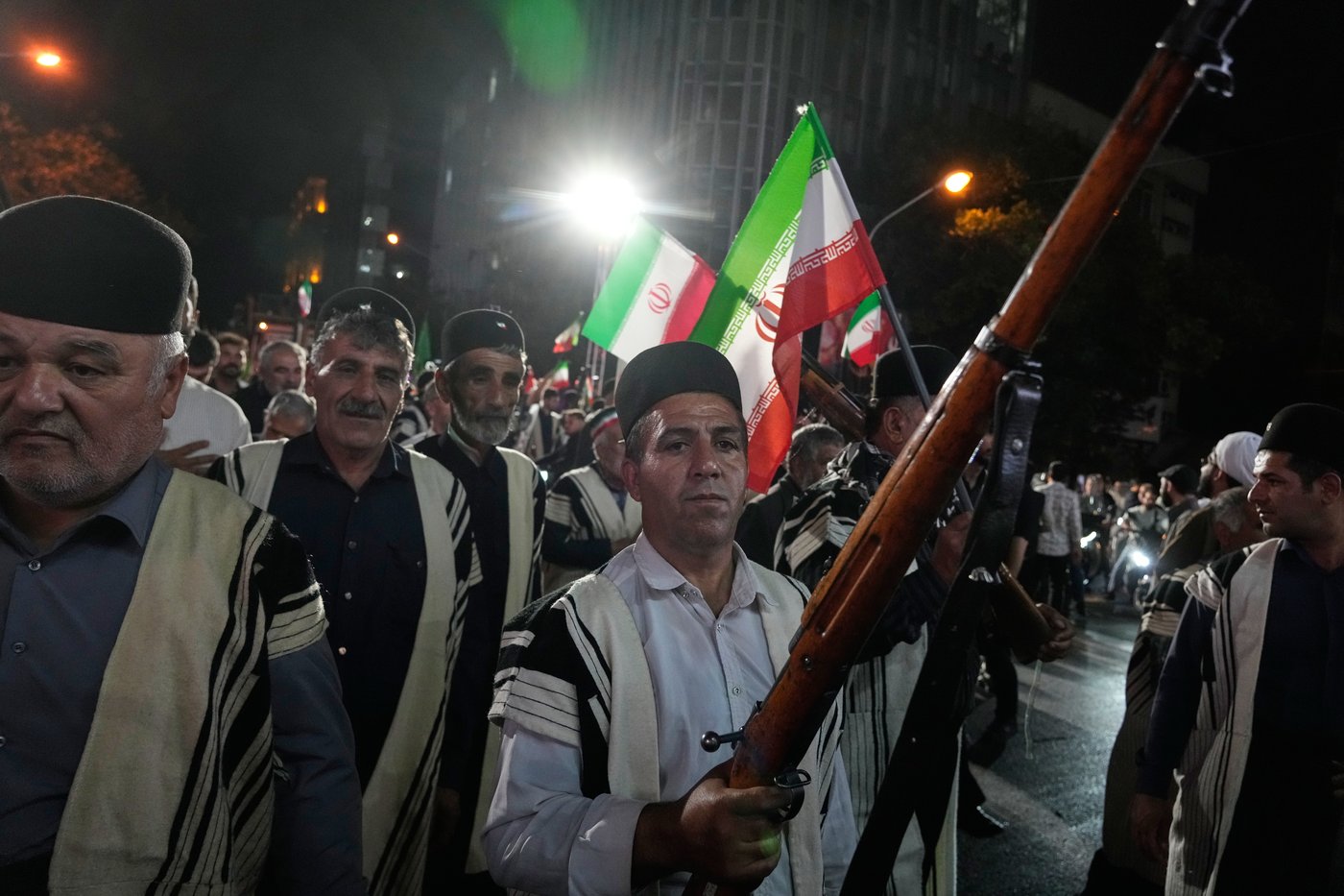 In Iran's capital, weapons demonstrations send a signal at home and abroad as threat of war remains | iNFOnews.ca In Iran's capital, weapons demonstrations send a signal at home and abroad as threat of war remains | iNFOnews.ca