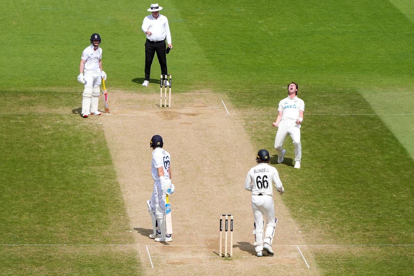 Matt Henry roars back with 11 wickets as New Zealand crush England at The Oval | iNFOnews.ca Matt Henry roars back with 11 wickets as New Zealand crush England at The Oval | iNFOnews.ca