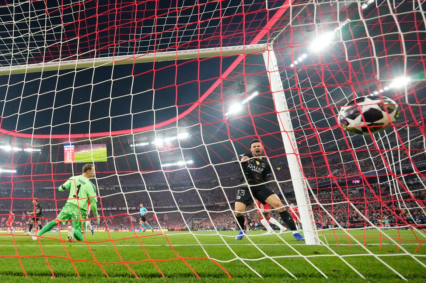 Kvaratskhelia provides creative spark as PSG reaches second straight Champions League final | iNFOnews.ca Kvaratskhelia provides creative spark as PSG reaches second straight Champions League final | iNFOnews.ca