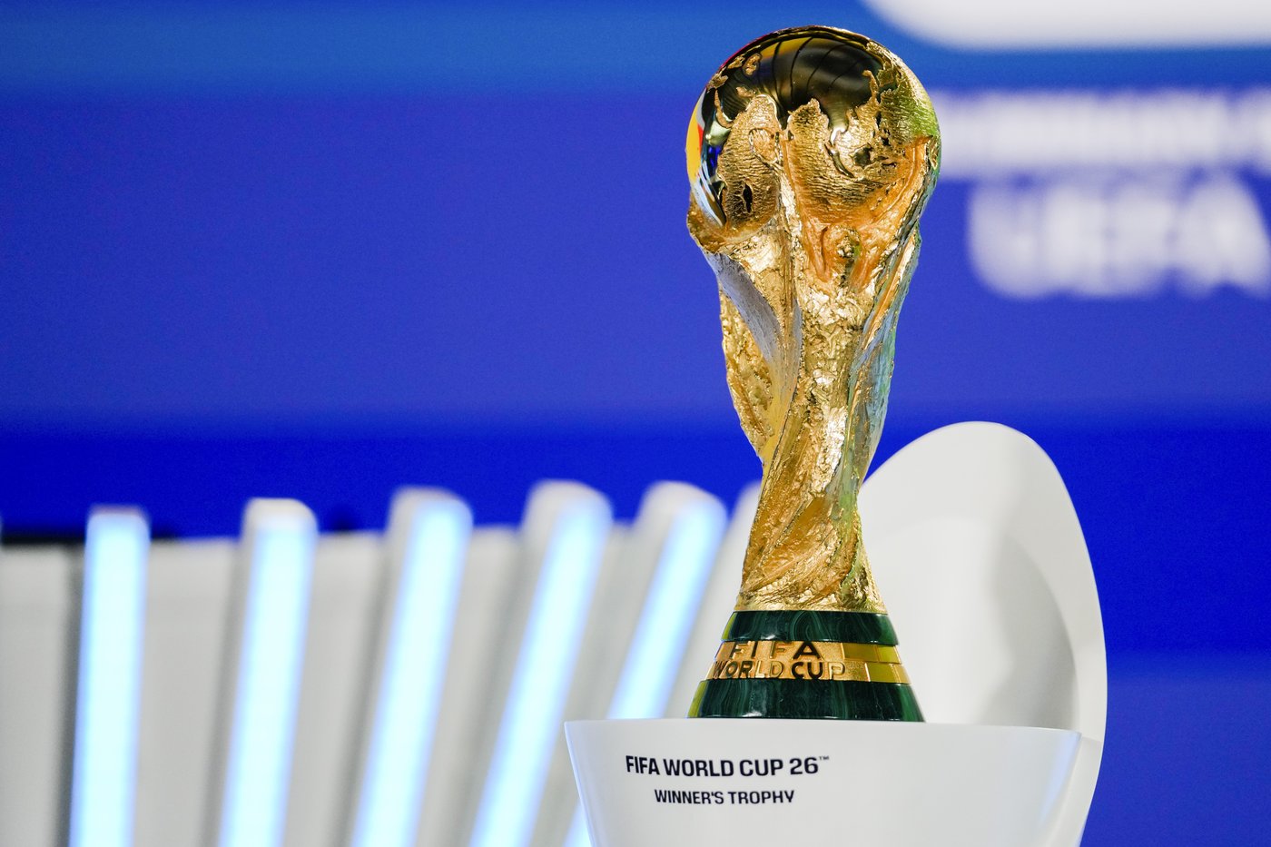 FIFA apologizes to Ukraine soccer body for Crimea map error at 2026 World Cup draw | iNFOnews.ca