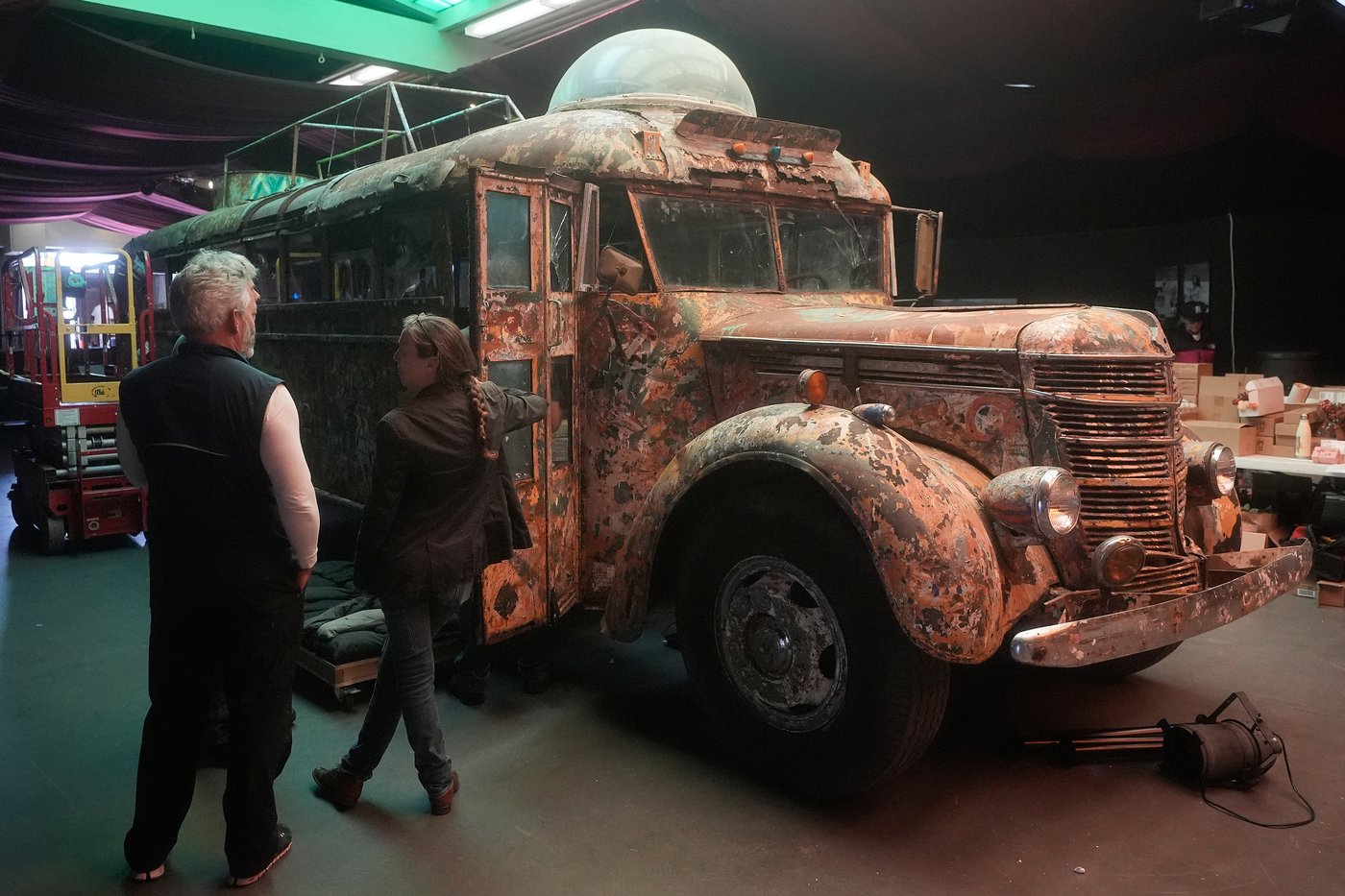 Psychedelic 'Furthur' bus rolls back into San Francisco for new Grateful Dead exhibit | iNFOnews.ca Psychedelic 'Furthur' bus rolls back into San Francisco for new Grateful Dead exhibit | iNFOnews.ca