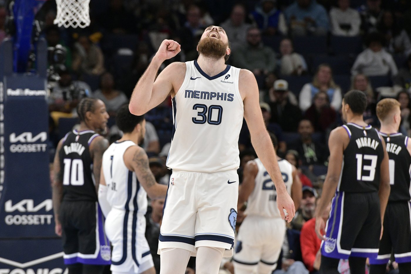 Marcus Smart scores 18 points, hits clinching free throws in Grizzlies' 115-110 win over Kings | iNFOnews.ca Marcus Smart scores 18 points, hits clinching free throws in Grizzlies' 115-110 win over Kings | iNFOnews.ca