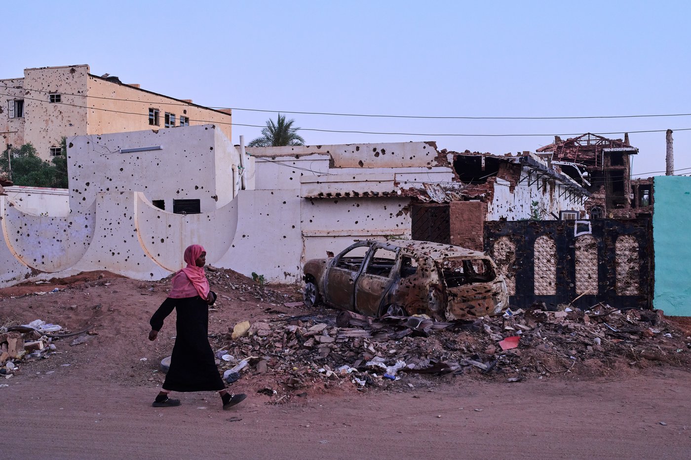 Photos of daily life in Sudan as war enters its fourth year | iNFOnews.ca