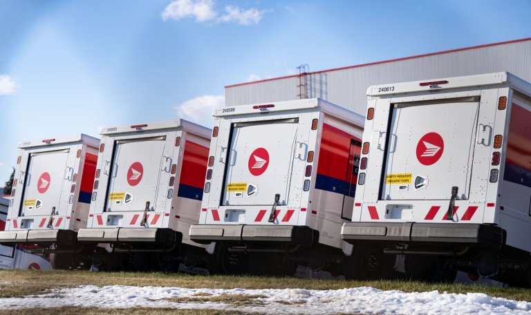 CP NewsAlert: Canada Post, union reach tentative agreements | iNFOnews.ca
