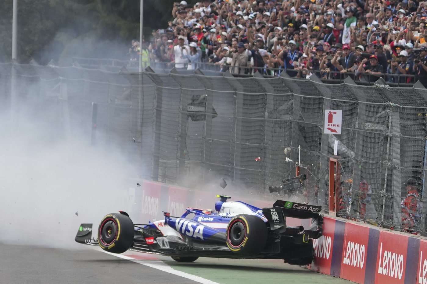 Sainz wins Mexico City Grand Prix as Norris tightens championship fight | iNFOnews.ca