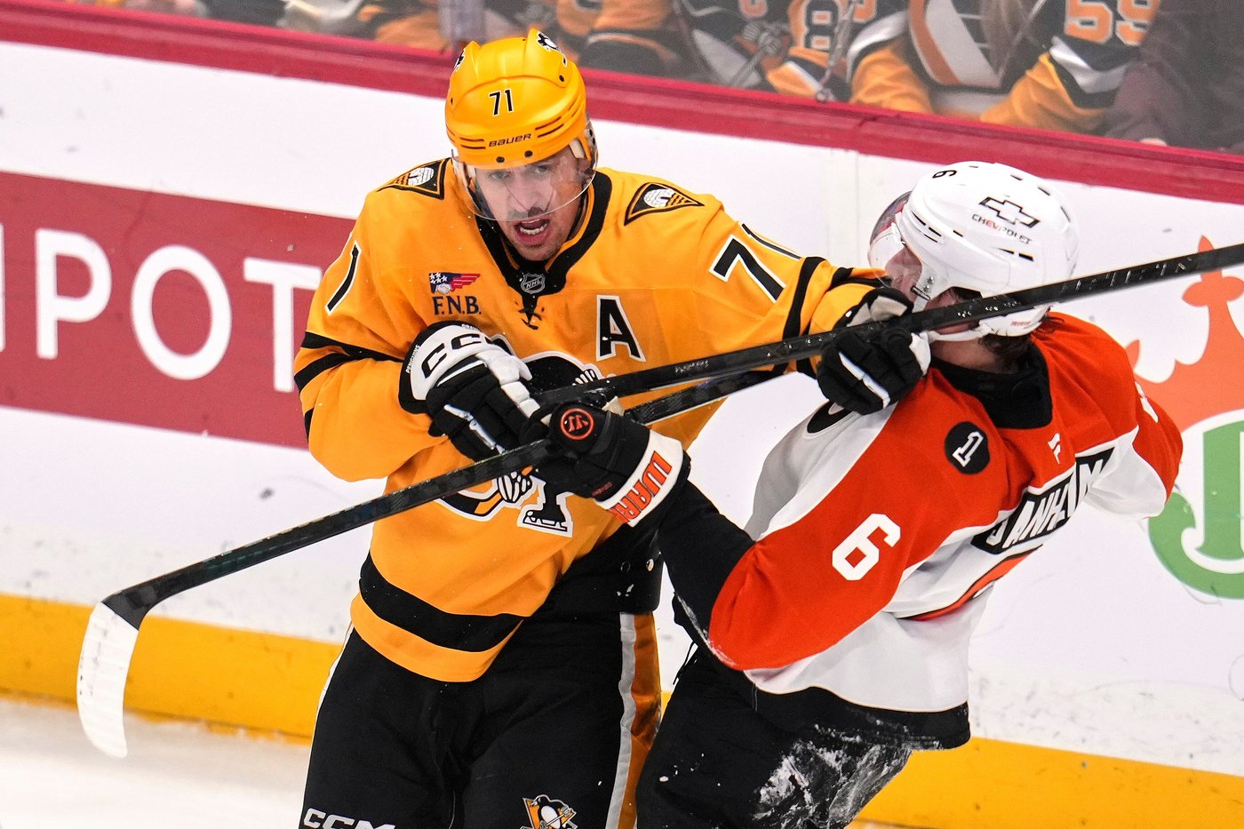 Penguins re-sign star forward Evgeni Malkin to a 1-year deal | iNFOnews.ca