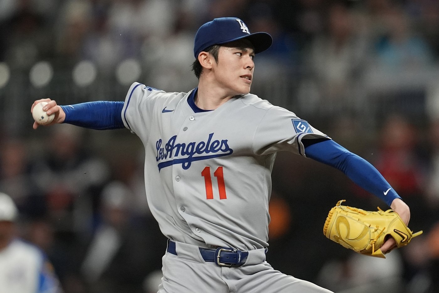 Ohtani and Freeman homer, Sasaki earns 1st MLB win as streaking Dodgers overpower Braves 10-3 | iNFOnews.ca