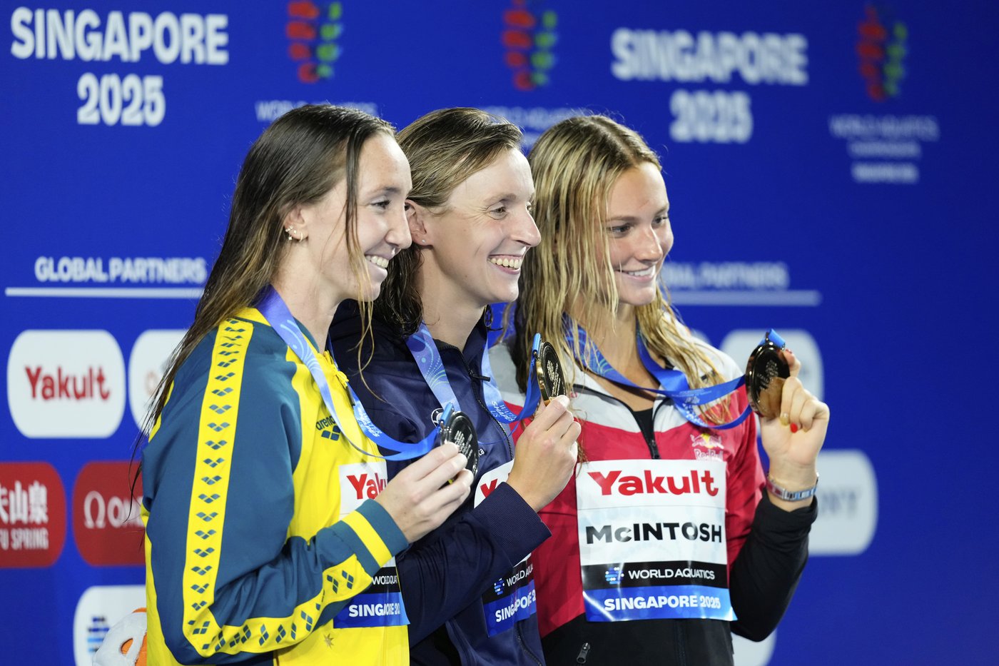 Americans set a relay world record in swim worlds in Singapore and Ledecky wins again | iNFOnews.ca