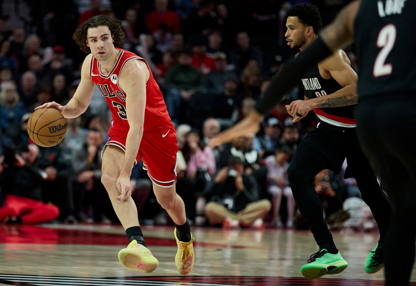 Vucevic's buzzer-beating 3 gives the Bulls a 122-121 win over the Blazers | iNFOnews.ca