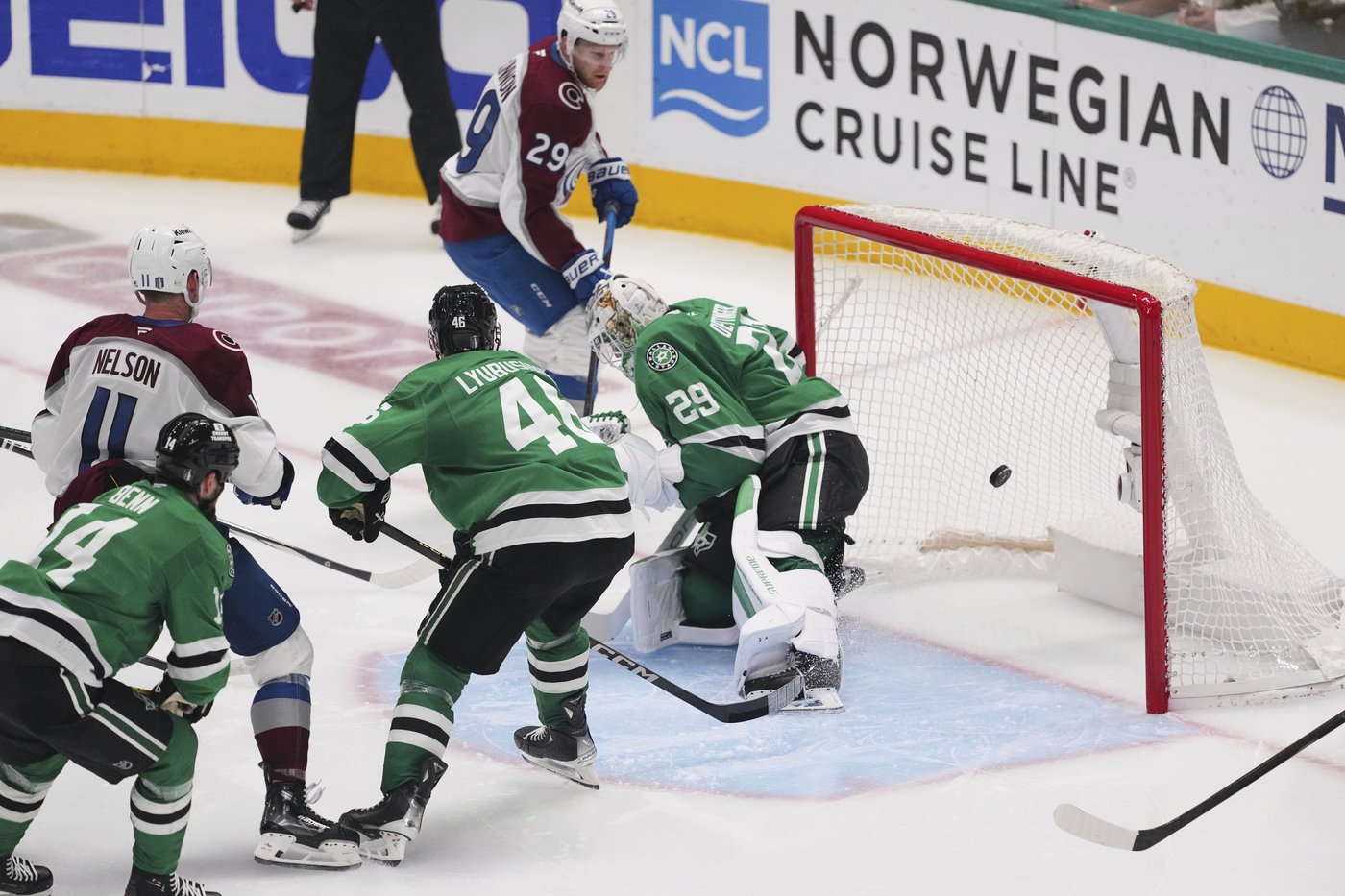 Rantanen has hat trick as Stars rally past Avalanche 4-2 in Game 7 to advance to 2nd round | iNFOnews.ca Rantanen has hat trick as Stars rally past Avalanche 4-2 in Game 7 to advance to 2nd round | iNFOnews.ca