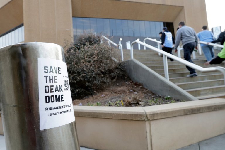 UNC has 40 years of history in its Smith Center home. Deciding what's next is proving complicated | iNFOnews.ca