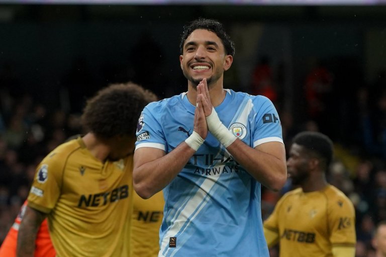 Manchester City keeps the pressure on Arsenal with 3-0 win against Crystal Palace | iNFOnews.ca