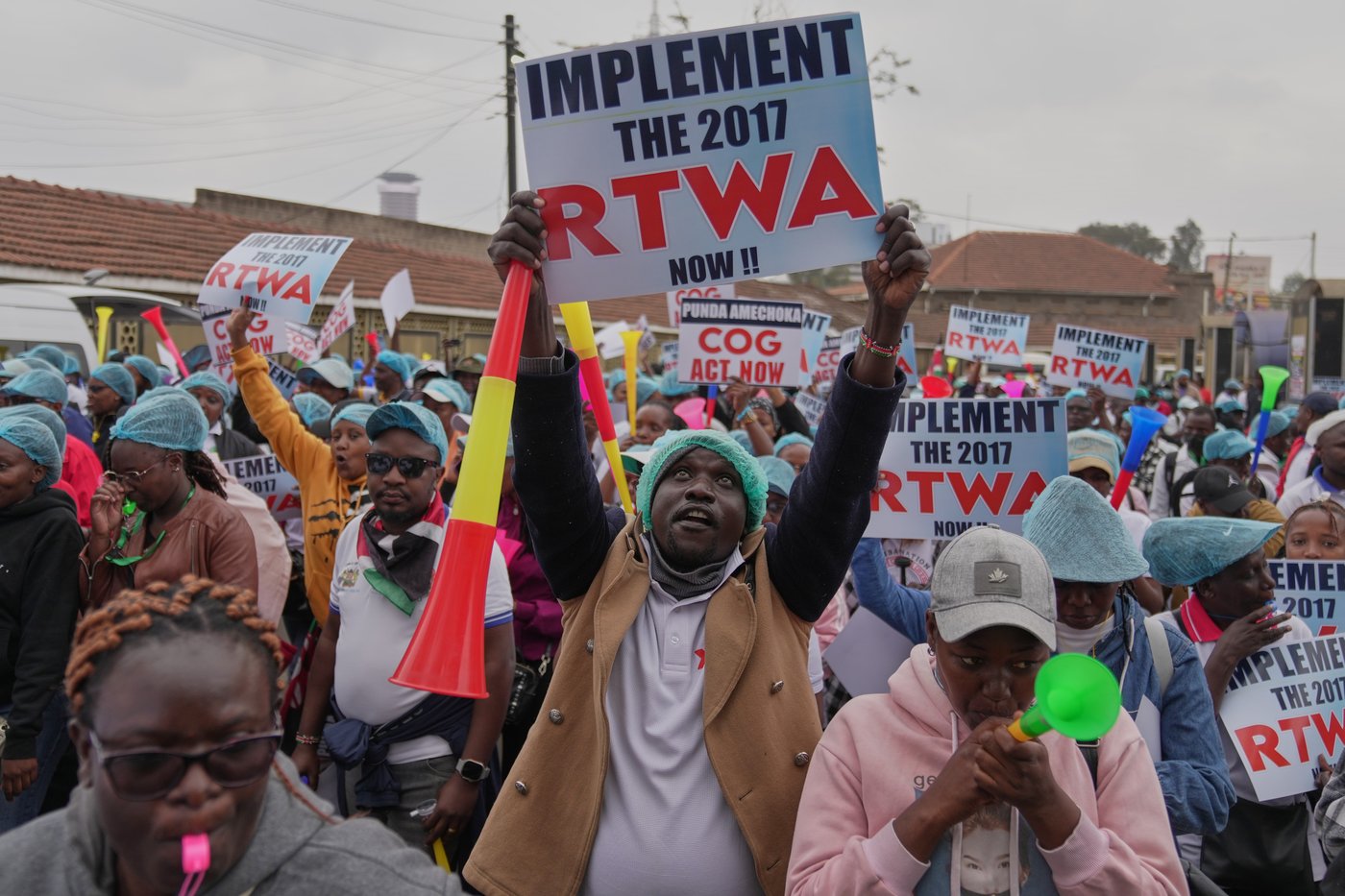 Kenya's doctors threaten to join strike by nurses, citing increased workload in hospitals | iNFOnews.ca Kenya's doctors threaten to join strike by nurses, citing increased workload in hospitals | iNFOnews.ca