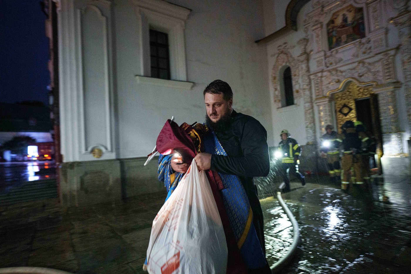 Large-scale Russian attack sparks fire at historic monastery and other sites in Ukraine, in photos | iNFOnews.ca