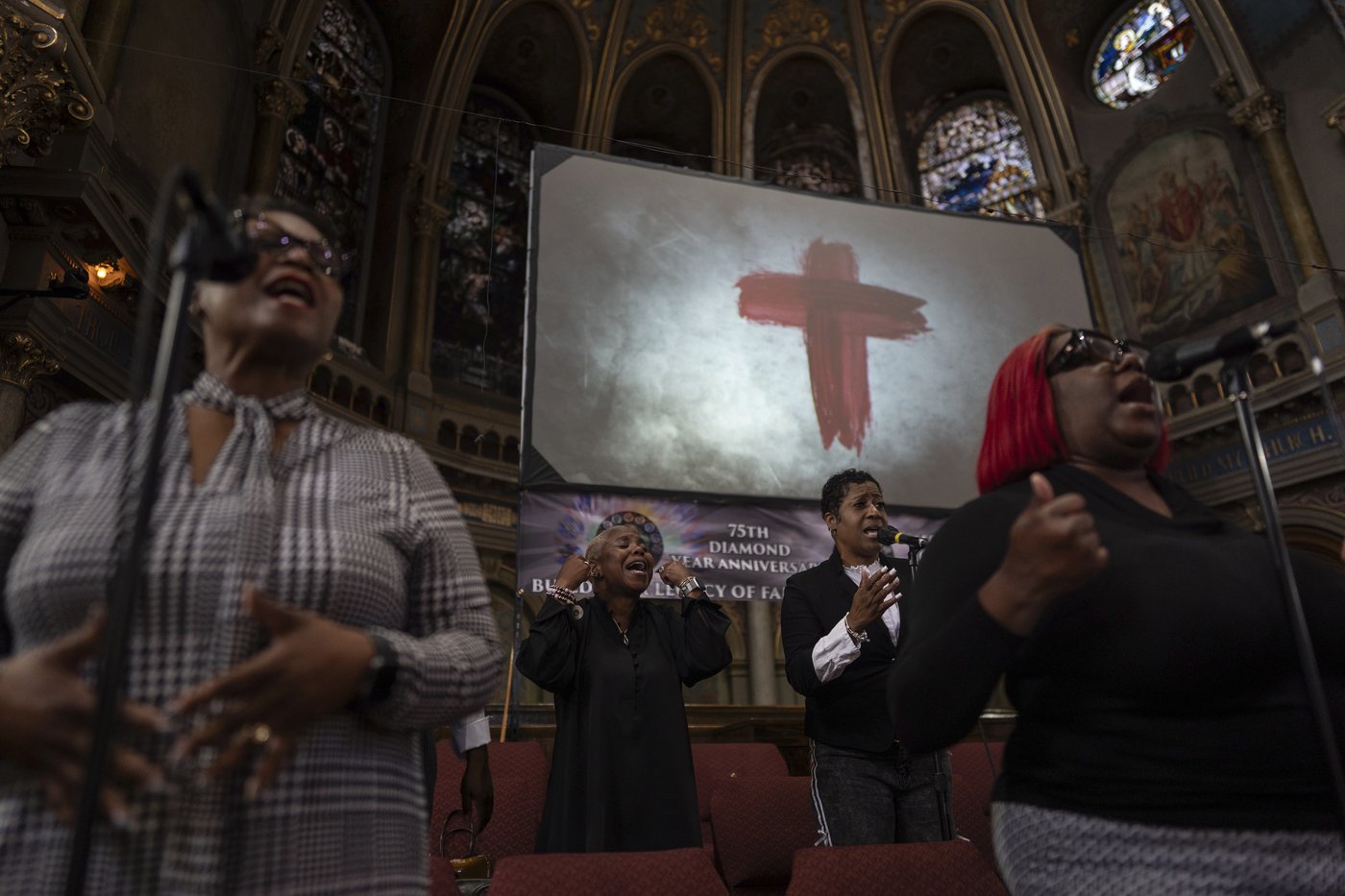 Chicago churches urge calm resistance ahead of expected federal intervention | iNFOnews.ca Chicago churches urge calm resistance ahead of expected federal intervention | iNFOnews.ca