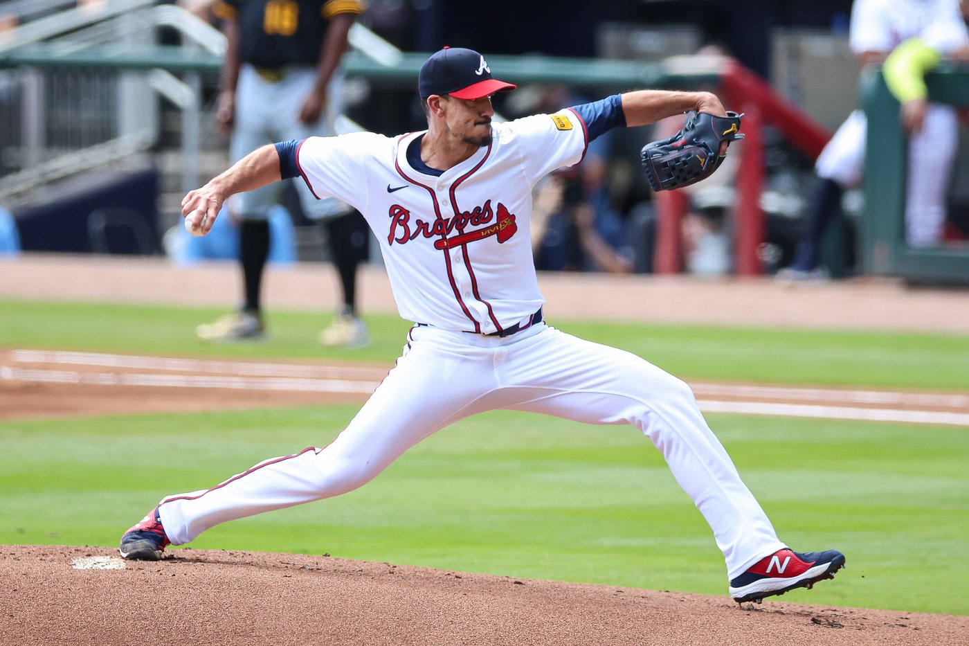 'Incredible:' Charlie Morton reflects on 18-year career after likely final appearance with Braves | iNFOnews.ca