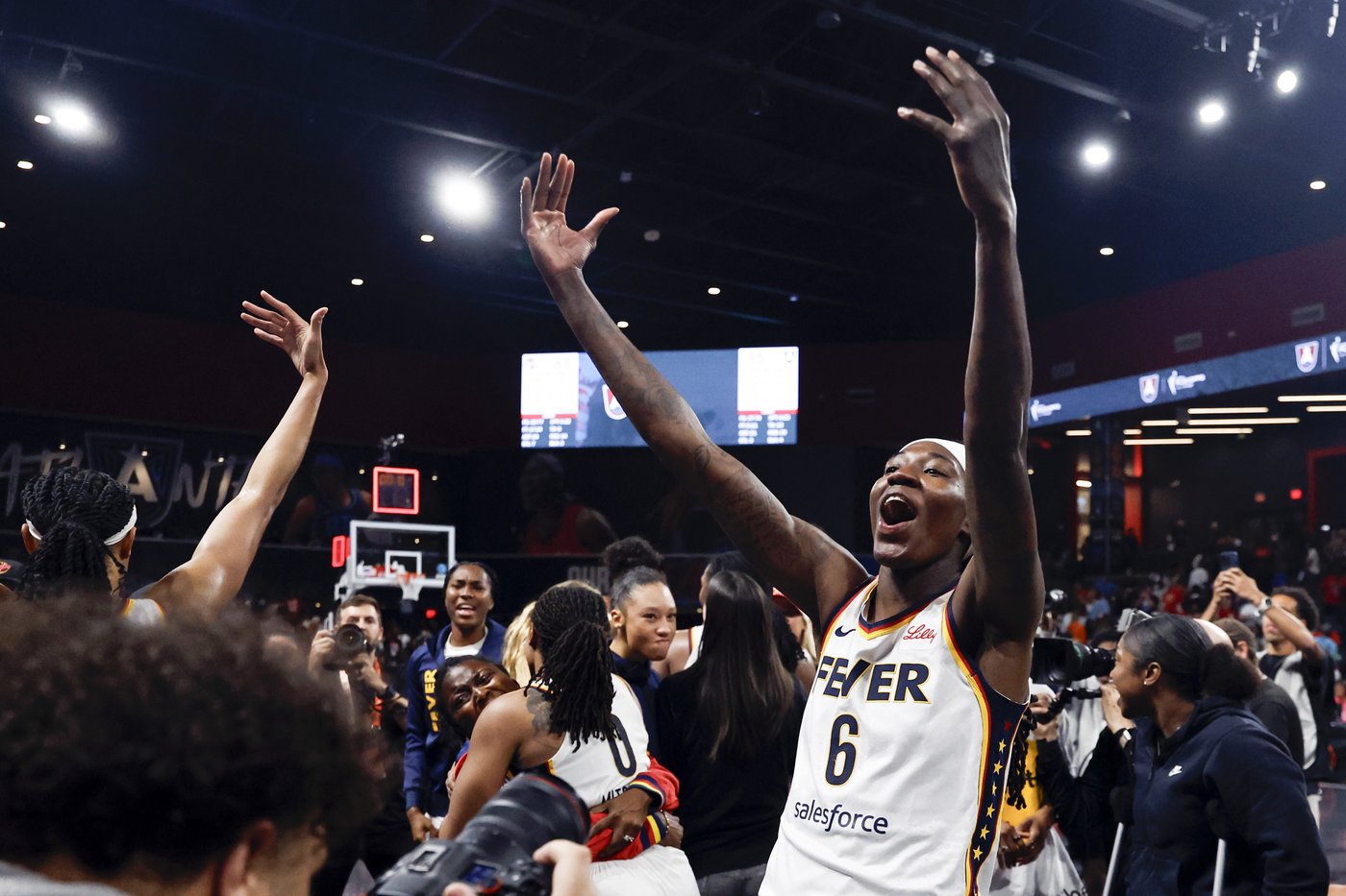 Boston has go-ahead basket with 7.4 seconds left as Fever beat Dream 87-85 to reach WNBA semifinals | iNFOnews.ca