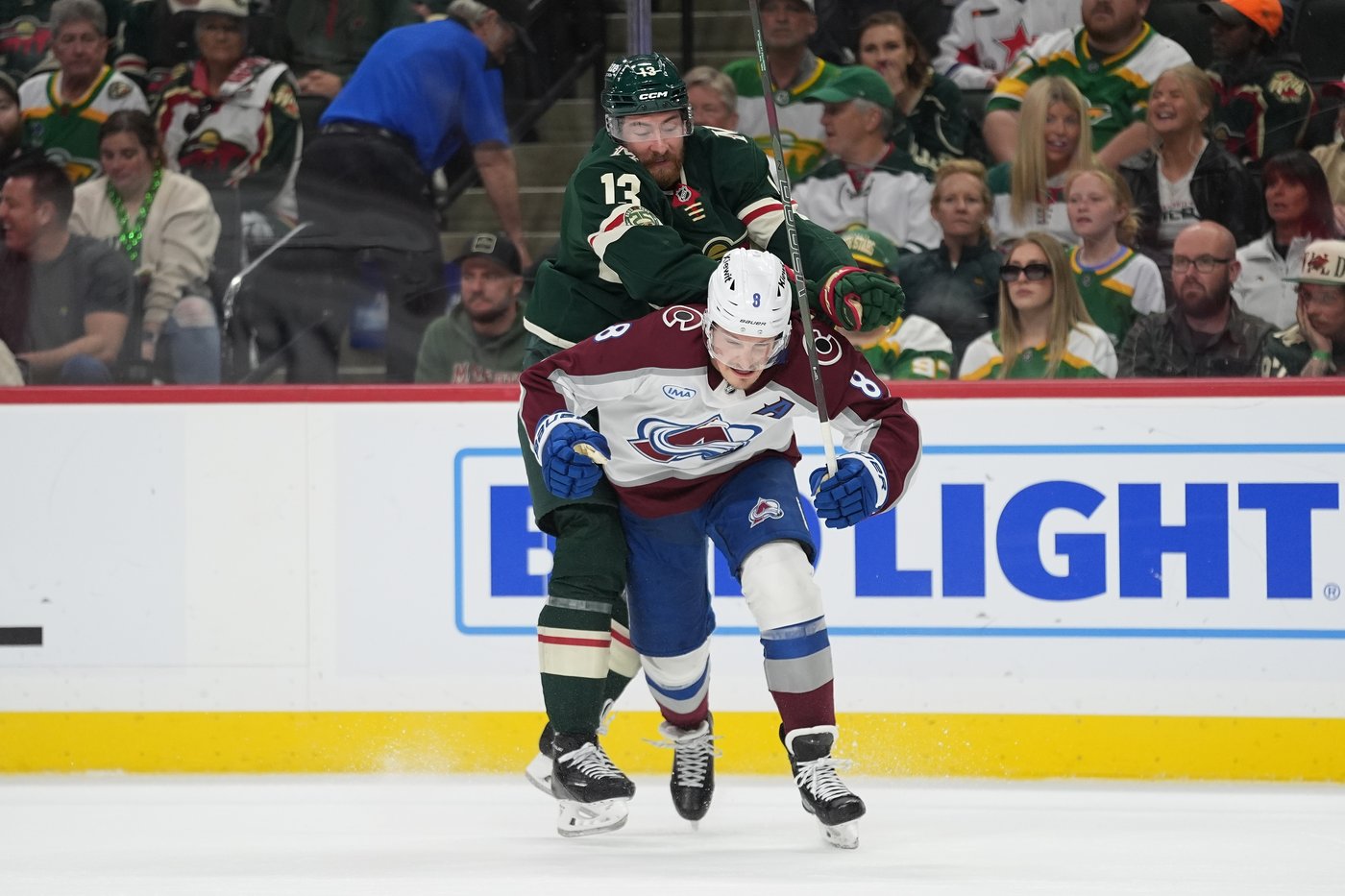 Avalanche defenseman Cale Makar misses 4-2 loss to Vegas in opener of Western Conference Final | iNFOnews.ca Avalanche defenseman Cale Makar misses 4-2 loss to Vegas in opener of Western Conference Final | iNFOnews.ca