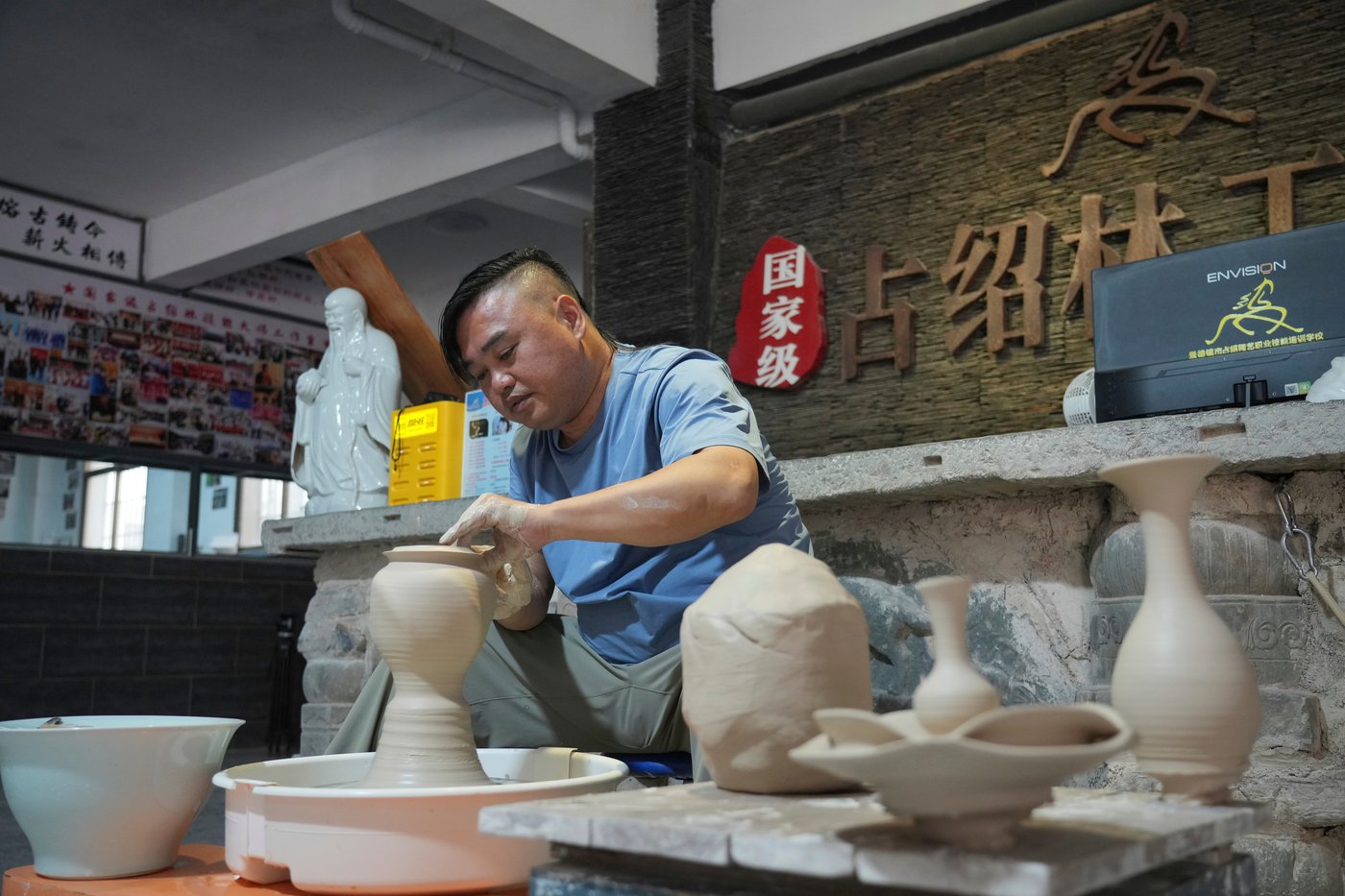 China’s porcelain city carries centuries-old heritage to a new generation | iNFOnews.ca China’s porcelain city carries centuries-old heritage to a new generation | iNFOnews.ca