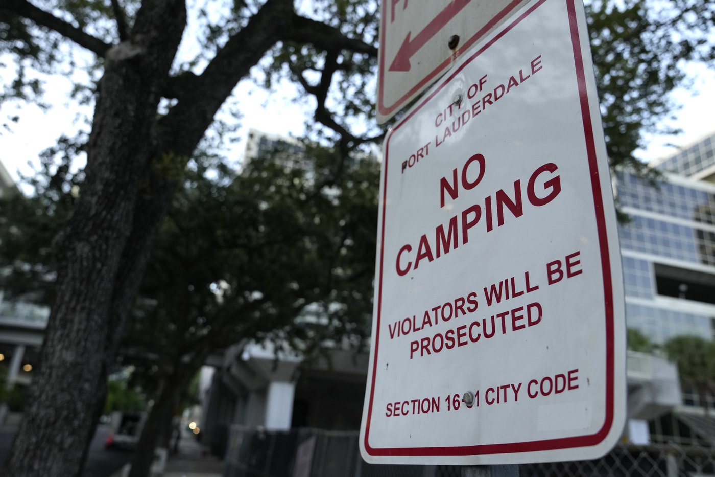 Florida enacts tough law to get homeless off the streets, leaving cities and counties scrambling | iNFOnews.ca