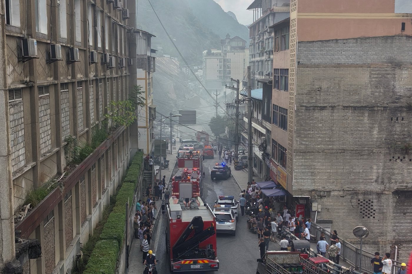 Landslide in China's Chongqing kills at least 8 and leaves 34 missing | iNFOnews.ca