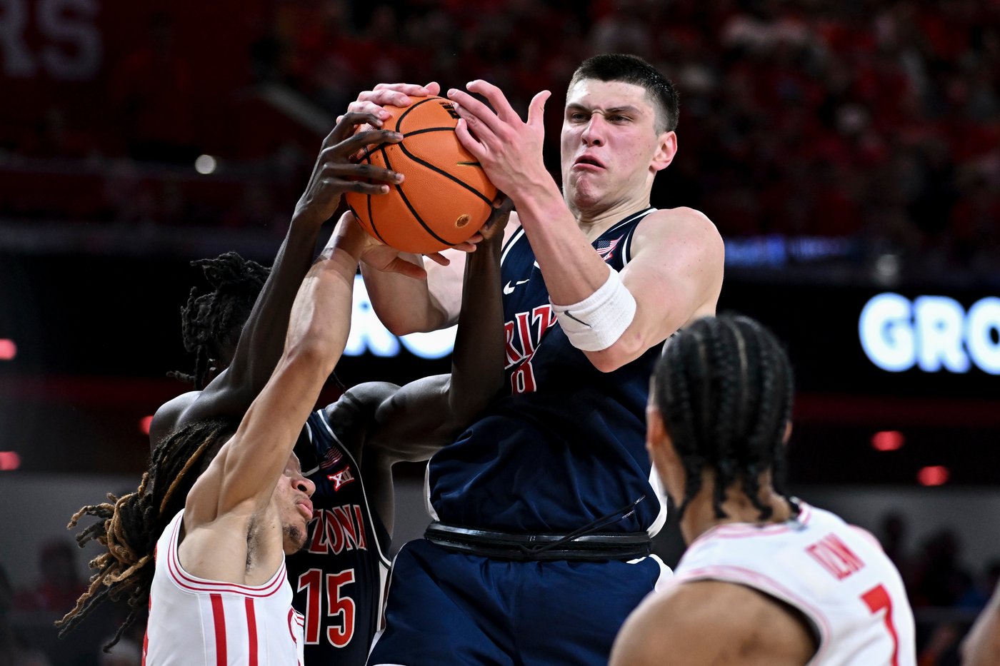 Dell’Orso’s 22 points spark No. 4 Arizona past No. 2 Houston, 73-66 for Big 12 lead | iNFOnews.ca Dell’Orso’s 22 points spark No. 4 Arizona past No. 2 Houston, 73-66 for Big 12 lead | iNFOnews.ca