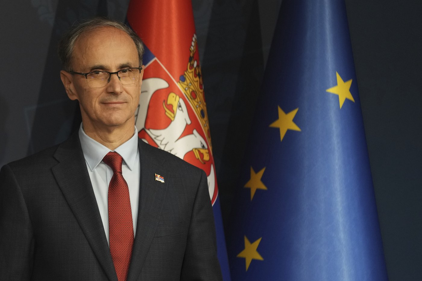 EU enlargement commissioner urges Serbia to push forward reform, says protesting citizens want same | iNFOnews.ca