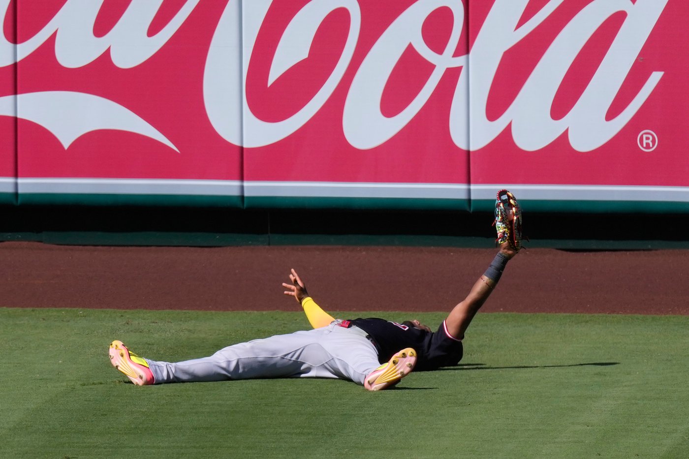 Kwan and Bazzana lift streaking Guardians to 4-3 comeback win over Angels | iNFOnews.ca