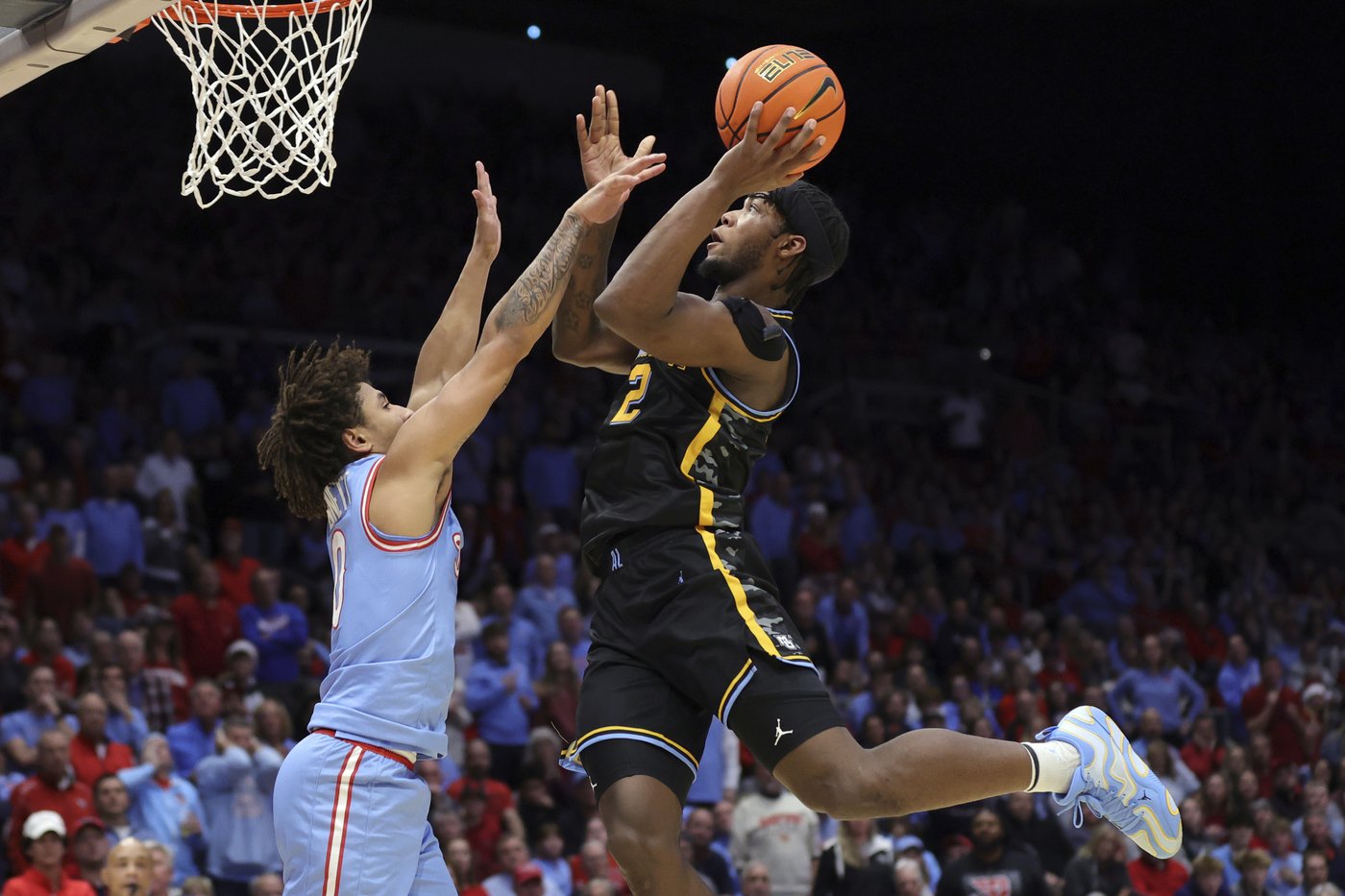 Dayton rallies from 13 points down to beat No. 6 Marquette 71-63 | iNFOnews.ca Dayton rallies from 13 points down to beat No. 6 Marquette 71-63 | iNFOnews.ca