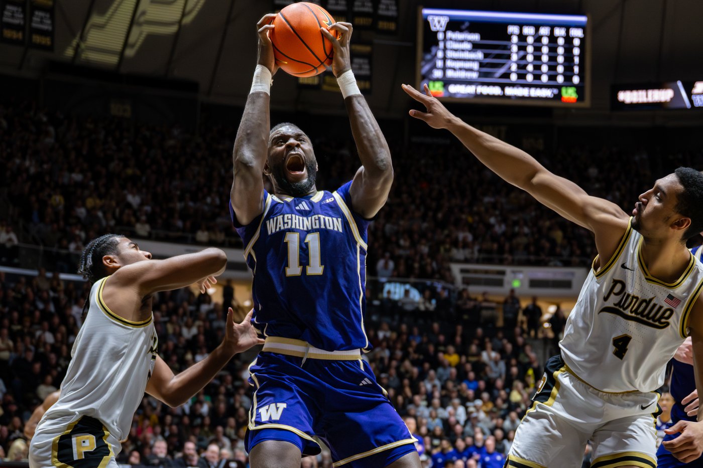 Braden Smith overcomes foul trouble by scoring 23 and leading No. 5 Purdue past Washington 81-73 | iNFOnews.ca Braden Smith overcomes foul trouble by scoring 23 and leading No. 5 Purdue past Washington 81-73 | iNFOnews.ca