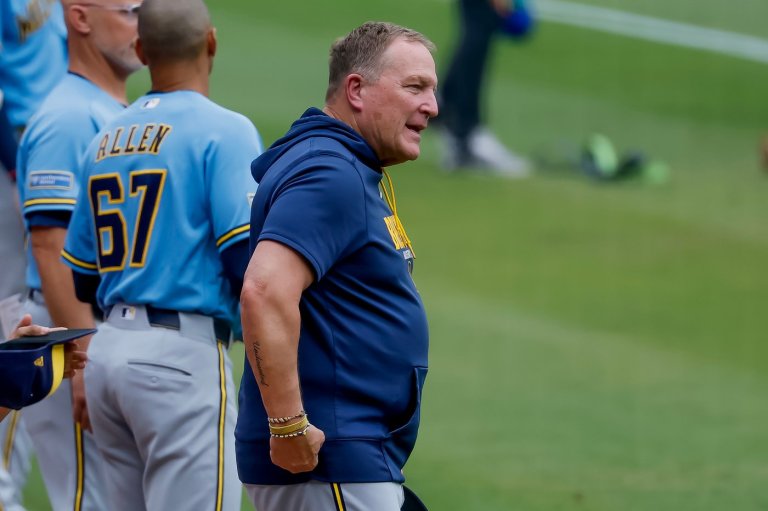 Brewers manager Pat Murphy plans surgeries on his hip on Thursday and back during the All-Star break | iNFOnews.ca